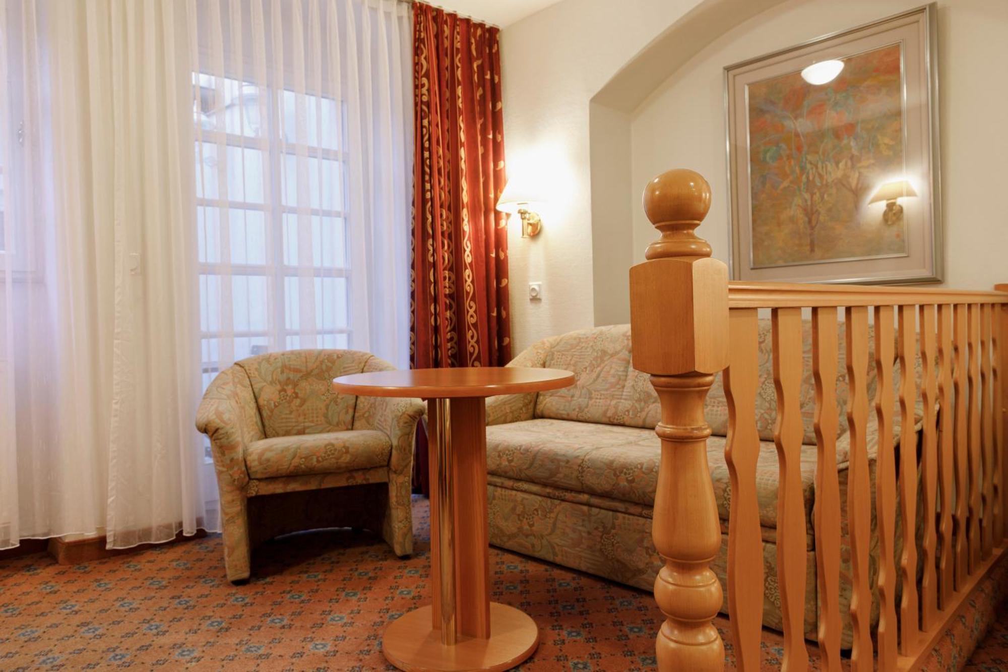Schwerter Schankhaus & Hotel ไมเซน ภายนอก รูปภาพ
