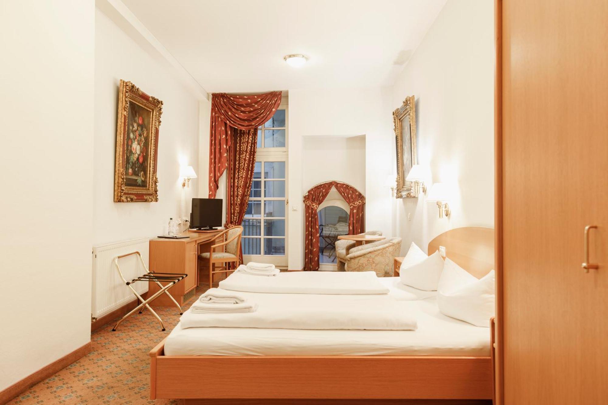 Schwerter Schankhaus & Hotel ไมเซน ภายนอก รูปภาพ
