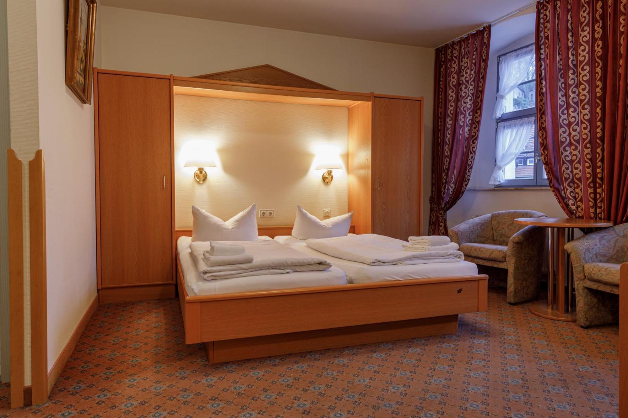 Schwerter Schankhaus & Hotel ไมเซน ภายนอก รูปภาพ