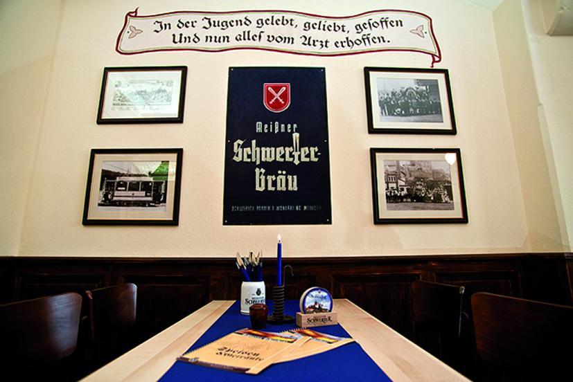 Schwerter Schankhaus & Hotel ไมเซน ภายนอก รูปภาพ